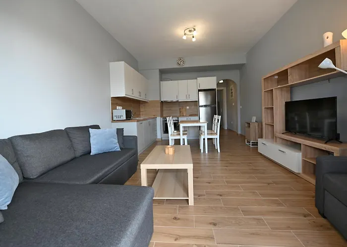 Easy Living Daire Tínos