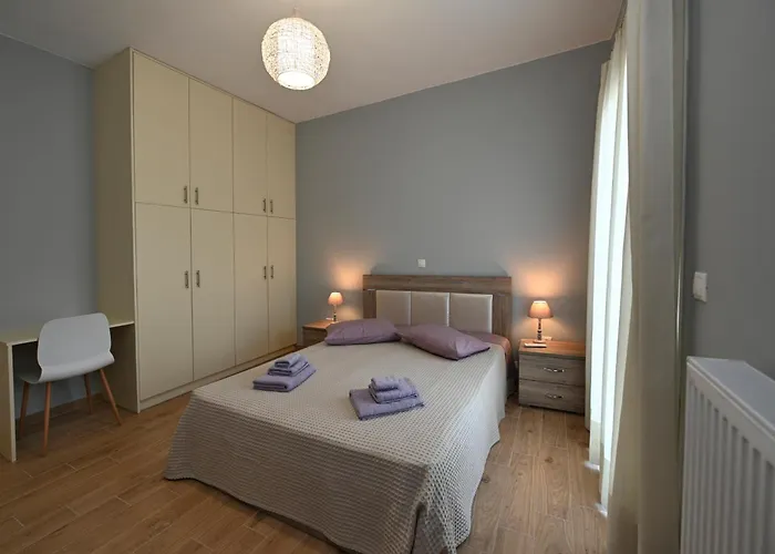 Easy Living Apartment *